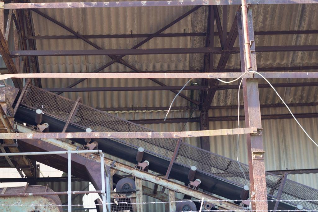 NR3qX7L.jpg